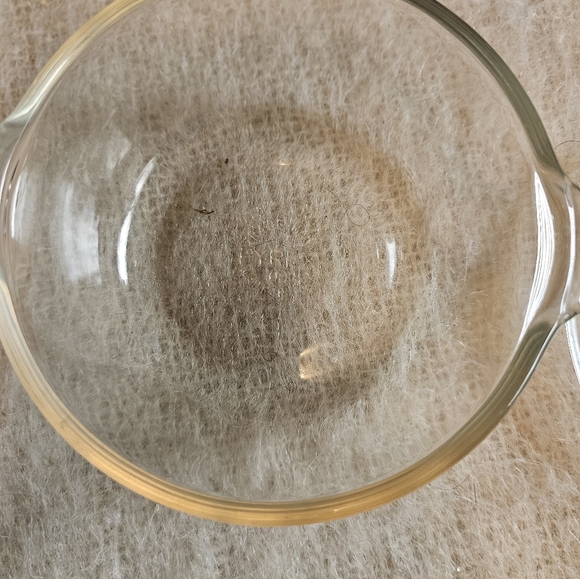 Vintage Pyrex Mini Casserole Dish with Lids - Picture 3 of 5